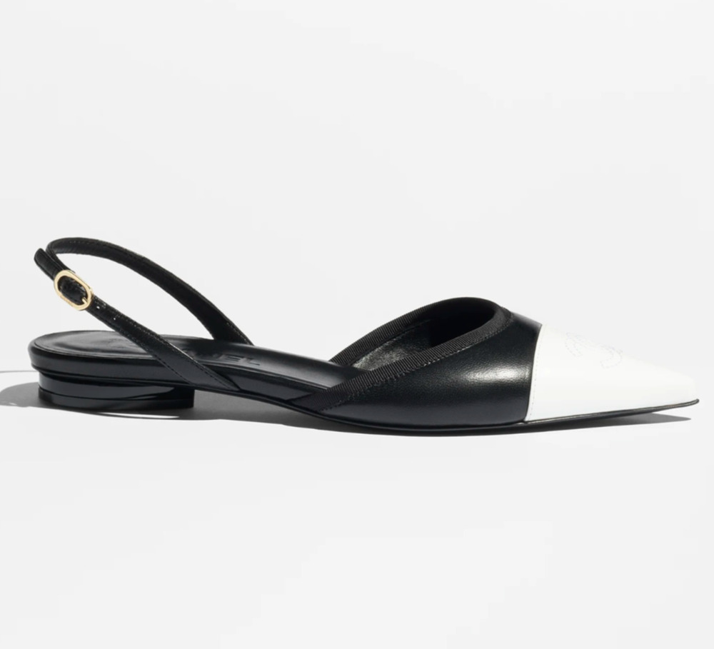 Chanel 26P Black White Pointed Toe CC Logo Slingback Ballet Ballerina Flat 38.5